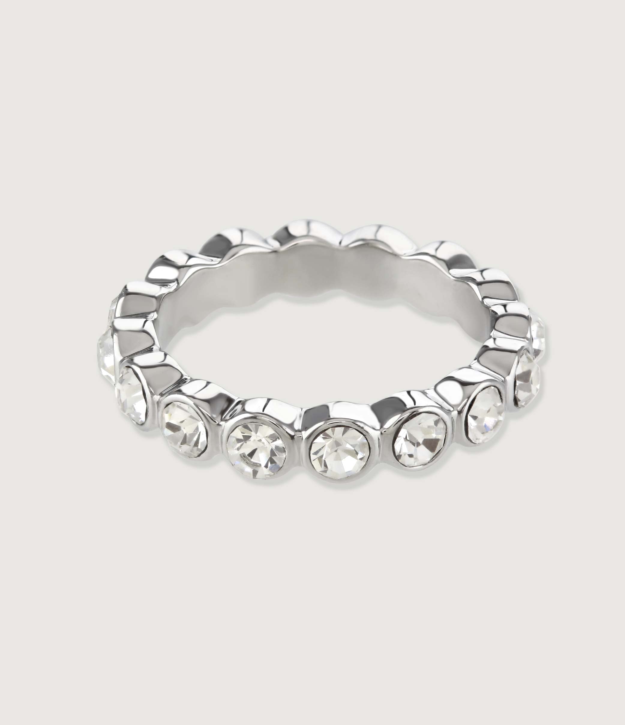 *GARNET ETERNITY RING